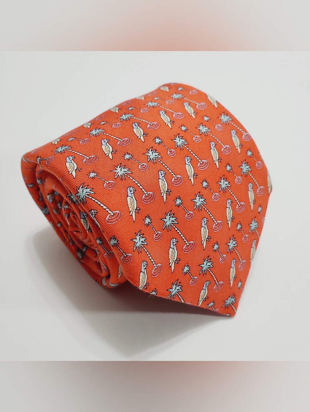 Vineyard Vines Men's Silk Neck Tie Orange Geometric Pattern Parrots & Palm Trees
